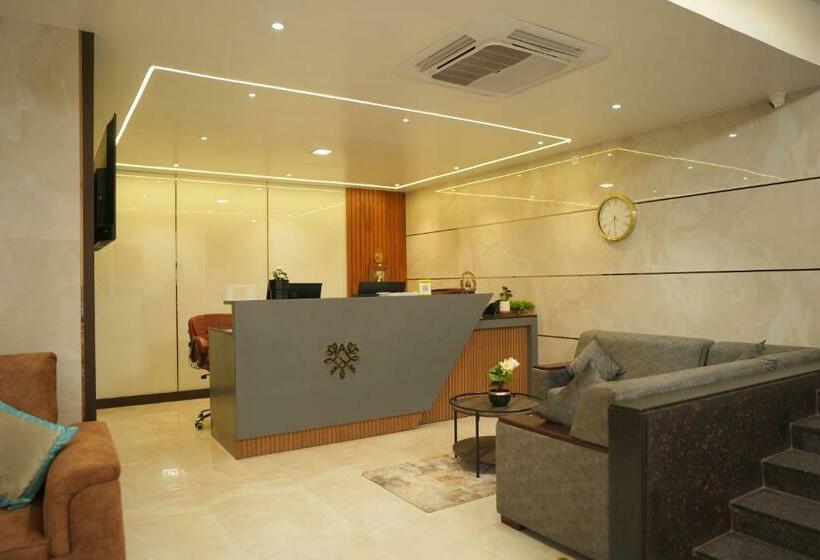 ホテル Sri Ambal Grand