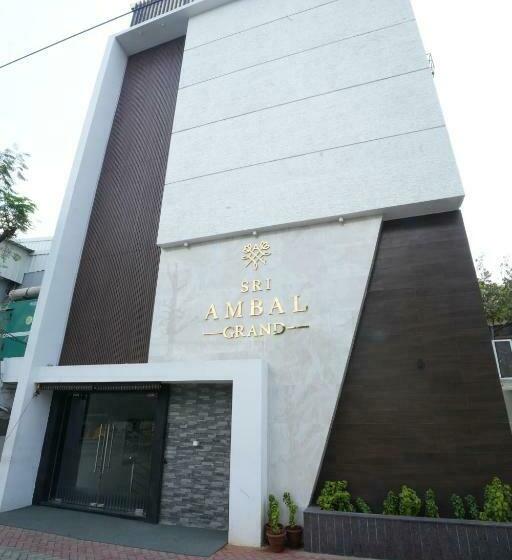 ホテル Sri Ambal Grand