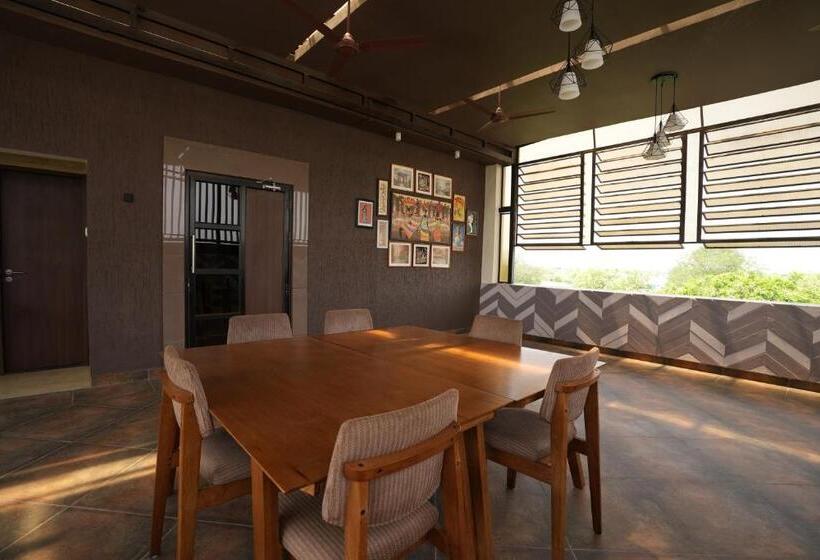 ホテル Sri Ambal Grand