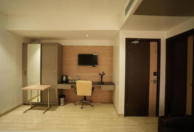 ホテル Sri Ambal Grand