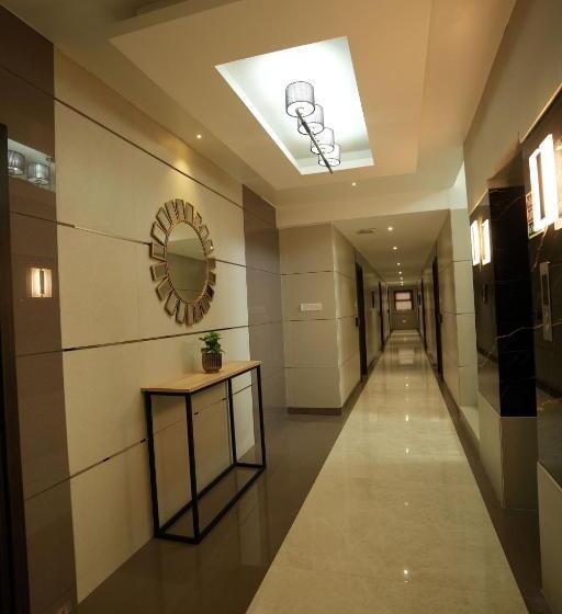 ホテル Sri Ambal Grand