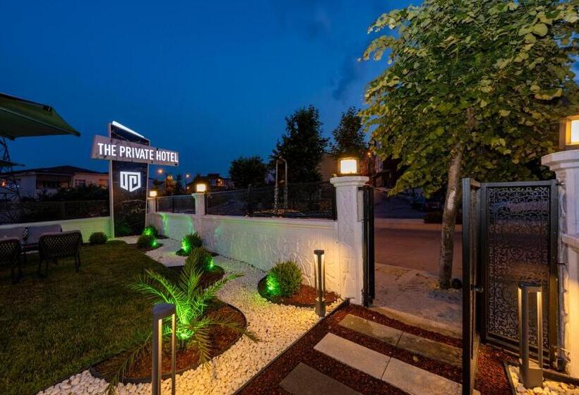 בית מלון כפרי The Private Airport