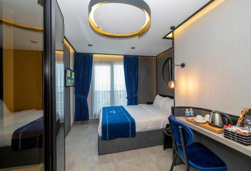 בית מלון כפרי The Private Airport