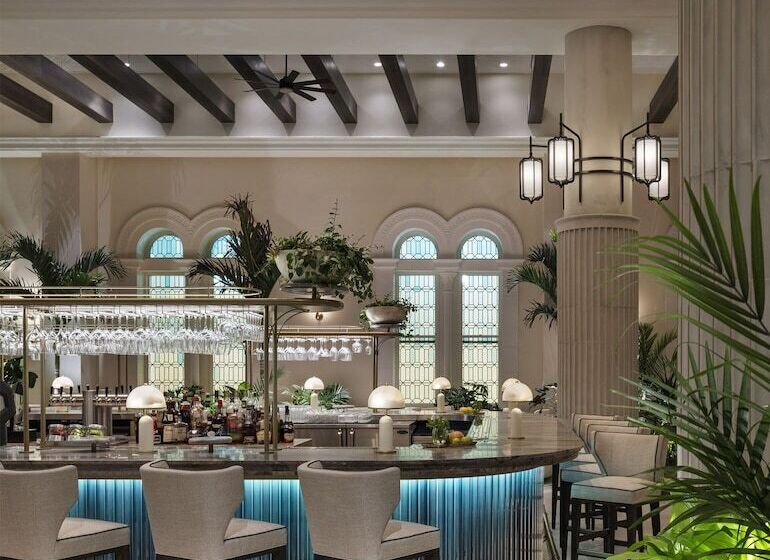 فندق Tower At The Boca Raton