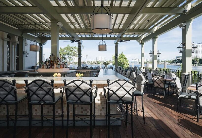 فندق Tower At The Boca Raton