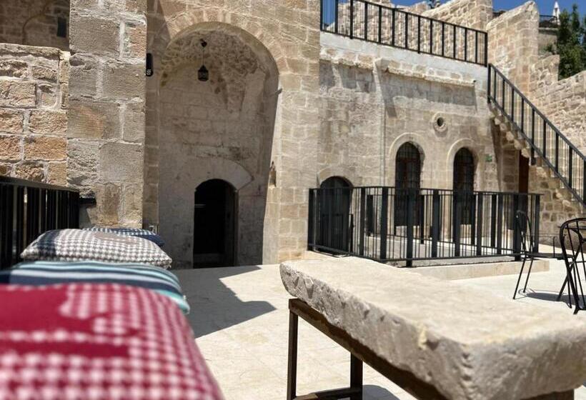 هتل Tuğmaner  Small House Ajar