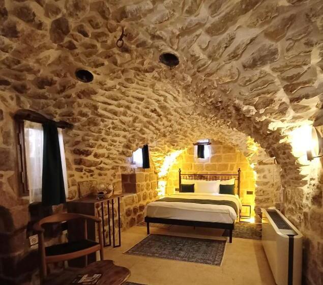 هتل Tuğmaner  Small House Ajar