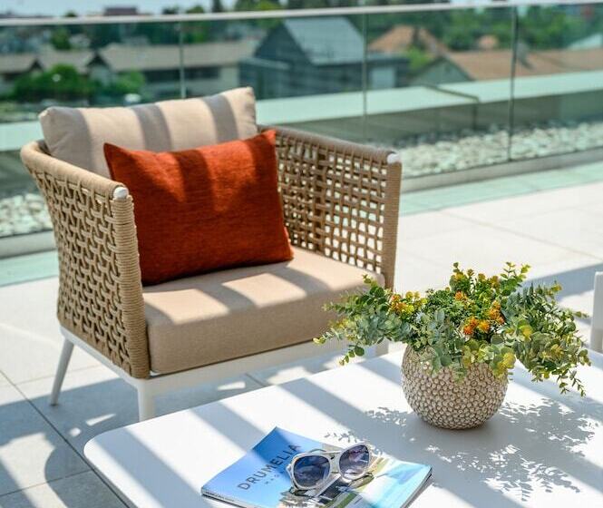 호텔 Vinifera Wine & Spa 5 Stars Superior