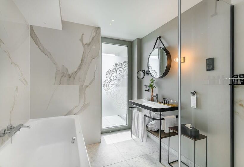 호텔 Vinifera Wine & Spa 5 Stars Superior