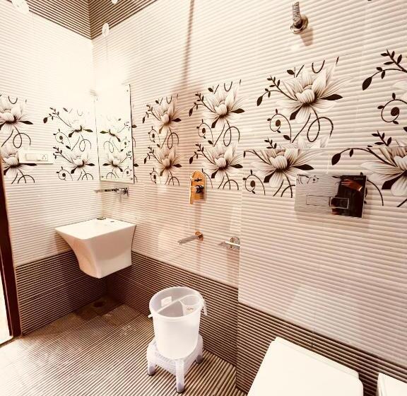 فندق Winterline Resort, Kasol   A Four Star Luxury Resort