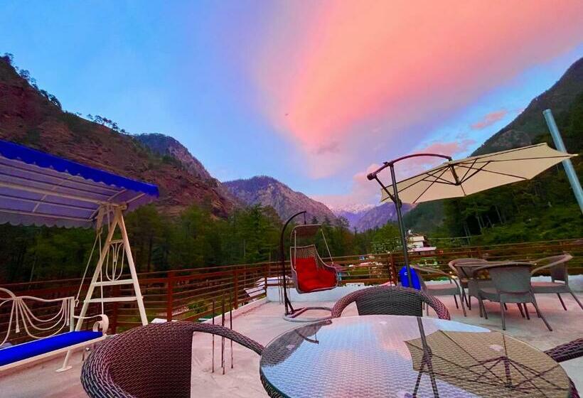 فندق Winterline Resort, Kasol   A Four Star Luxury Resort