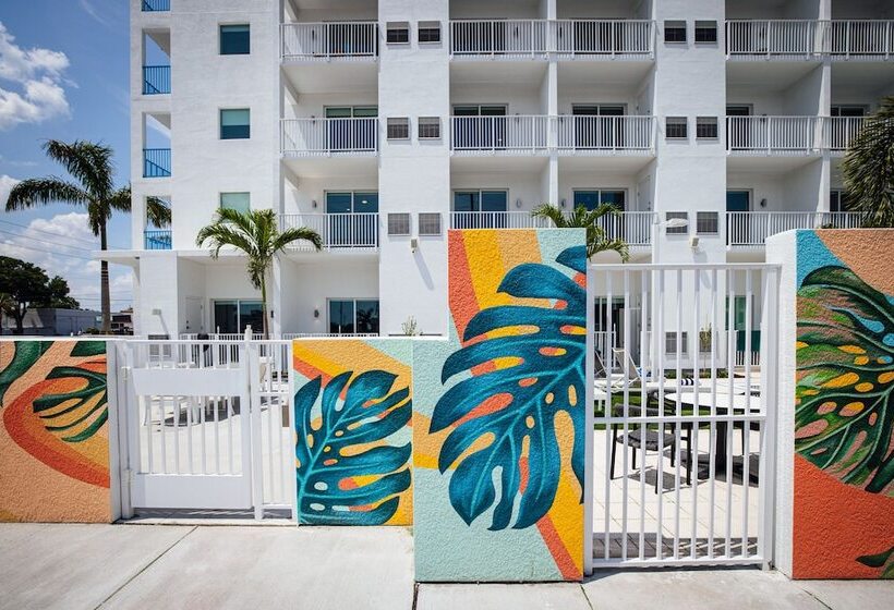 Mint House St. Petersburg   Downtown