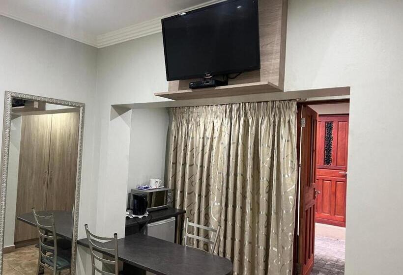 פנסיון Barkly Street Guesthouse