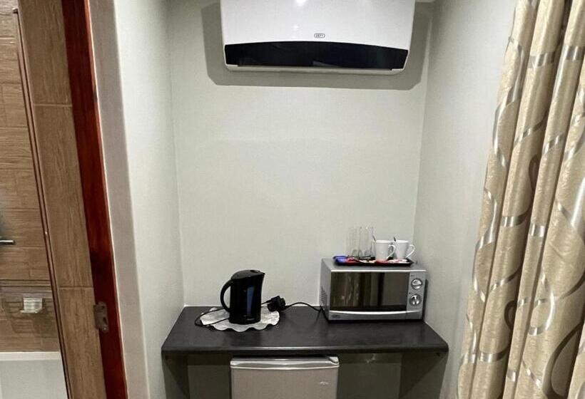 פנסיון Barkly Street Guesthouse