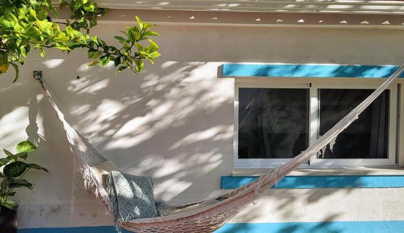 Пансион Caparica Villa