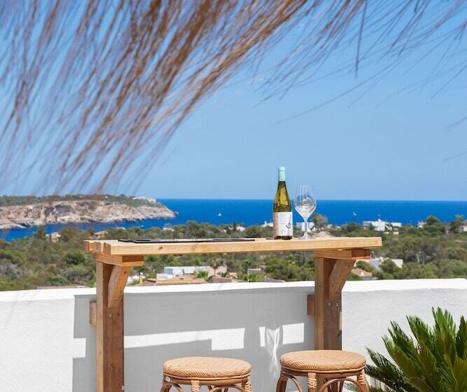 펜션 Hostal Cala Llombards