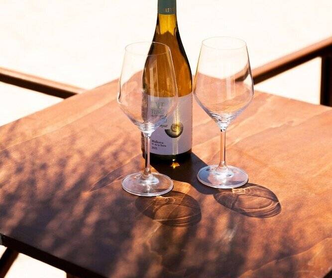 펜션 Hostal Cala Llombards