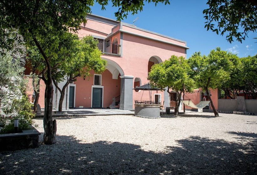 بنسيون Room In Bb   Palazzo Daquino   Large Double Room
