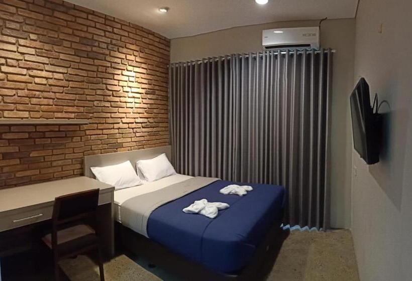 ペンション The Heritage Karawaci