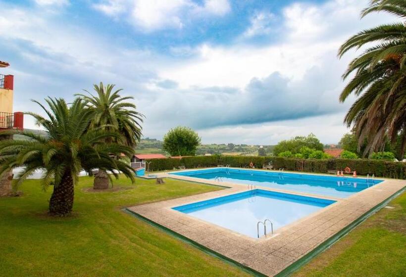 Resort Camping Santillana Del Mar