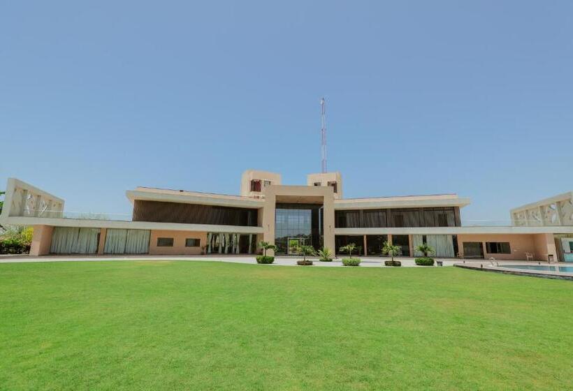 リゾートホテル Club Heaven Palanpur