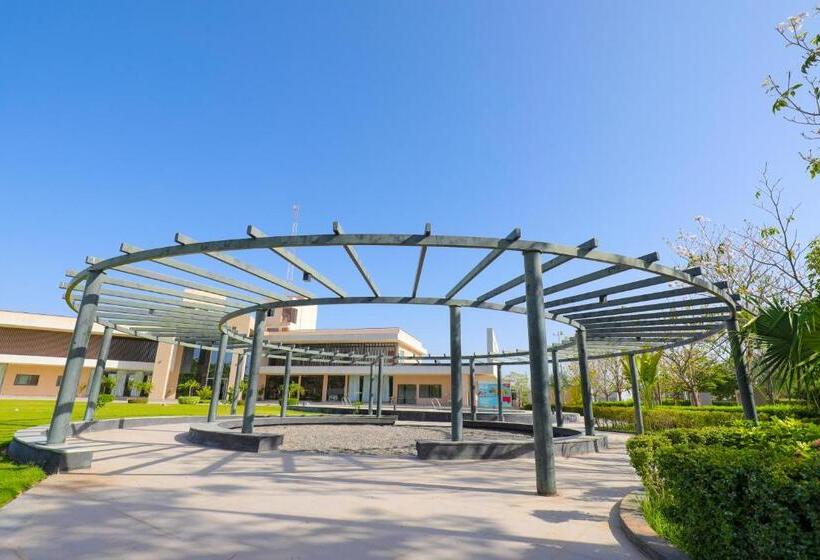 リゾートホテル Club Heaven Palanpur