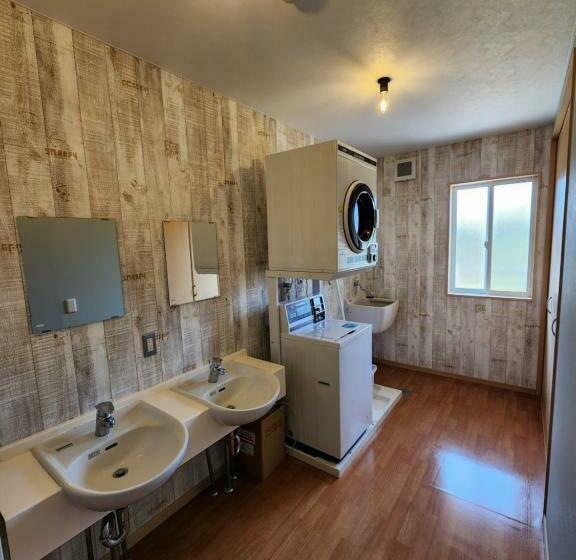 הוסטל Cycle Guest House Shiokaze