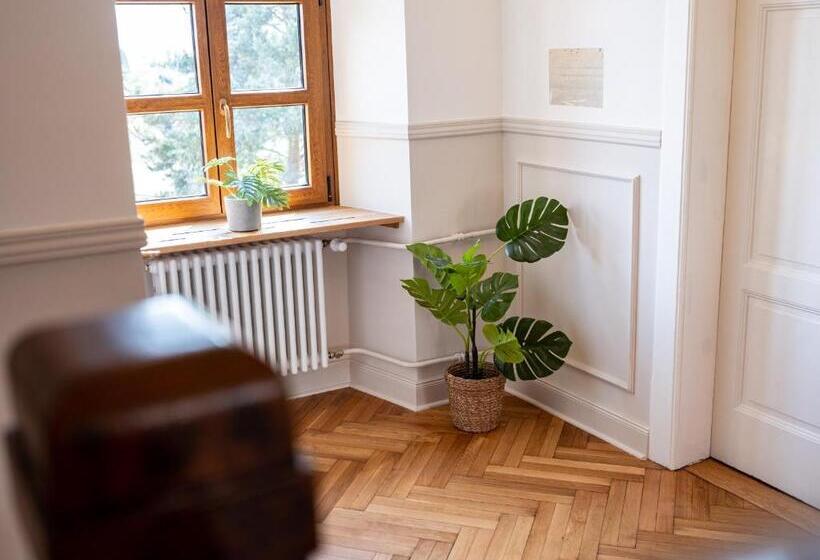 ユースホステル Gästehaus Schloss Janson