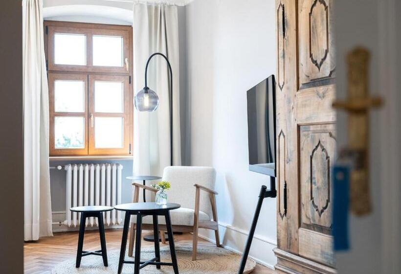 ユースホステル Gästehaus Schloss Janson