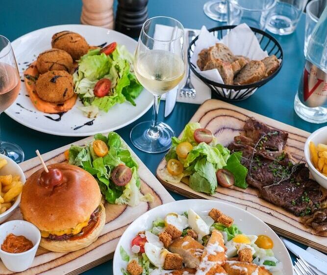 All Suites Paris Ouest Colombes