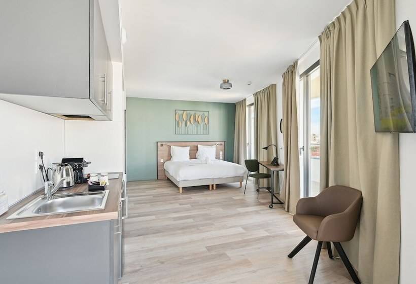 All Suites Paris Ouest Colombes