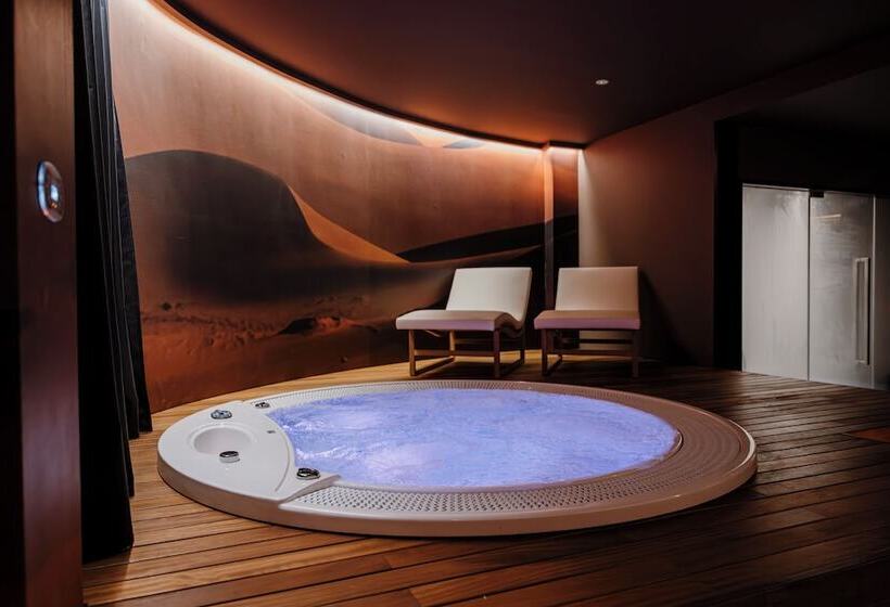 Biancodonda Greenblu Hotel & Spa