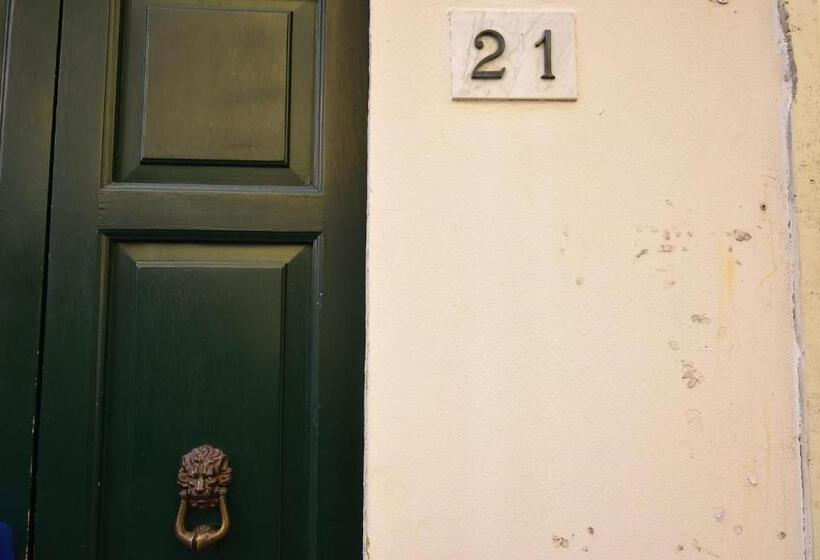 ベッドアンドブレックファースト 50mt Dal Duomo   Casa Amasia