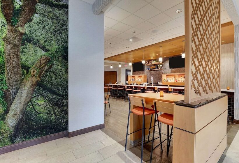 Drury Plaza Hotel Tallahassee