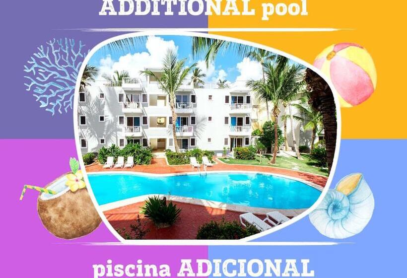 Rooftop Pool Ducassi Studio Suites Deluxe Hotel Beach Club & Spa