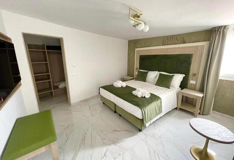 Grotta Saracena Resort