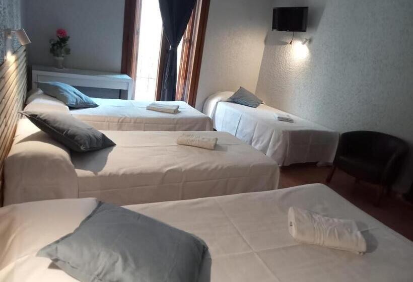 בית מלון כפרי Acebo Plaza Mayor