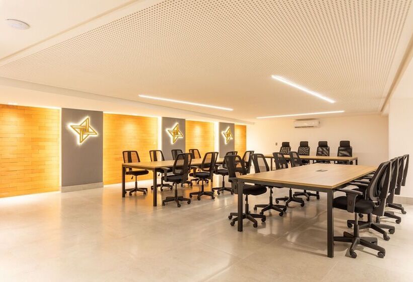 בית מלון כפרי Slaviero João Pessoa