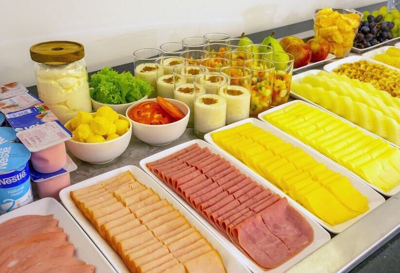 בית מלון כפרי Slaviero João Pessoa