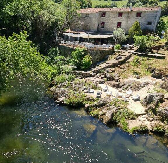 ホテル Auberge U Mulinu