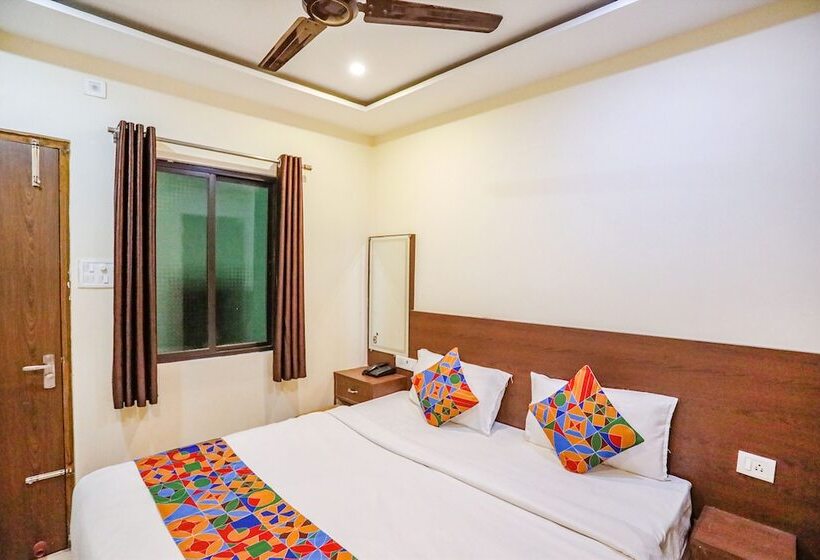 호텔 Fabexpress Banarasi Kothi