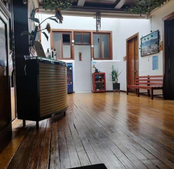 בית מלון כפרי Girasoles