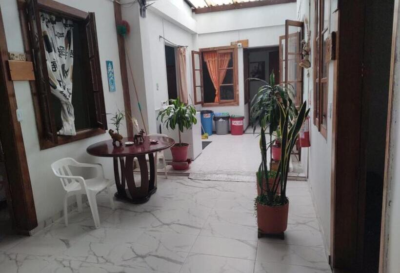 בית מלון כפרי Girasoles