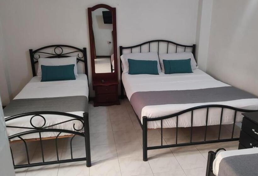 בית מלון כפרי Girasoles