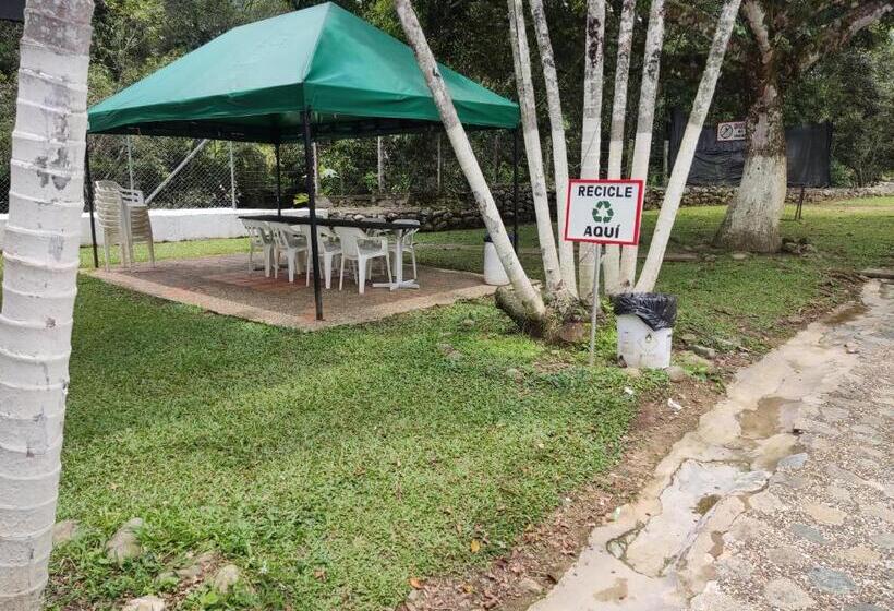 בית מלון כפרי Hosteria Puerta Del Nus