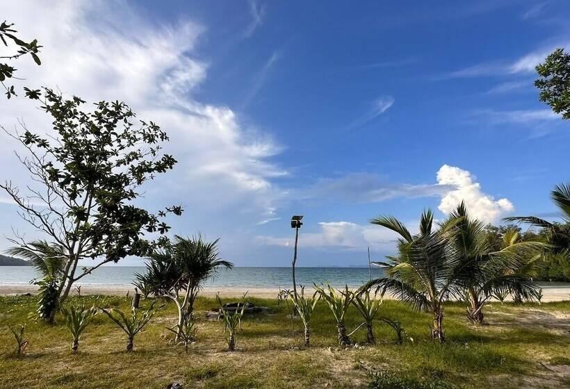 هتل La Tranquilidad Beach Club