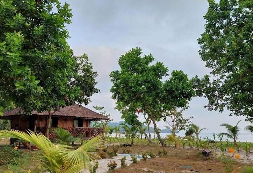 هتل La Tranquilidad Beach Club