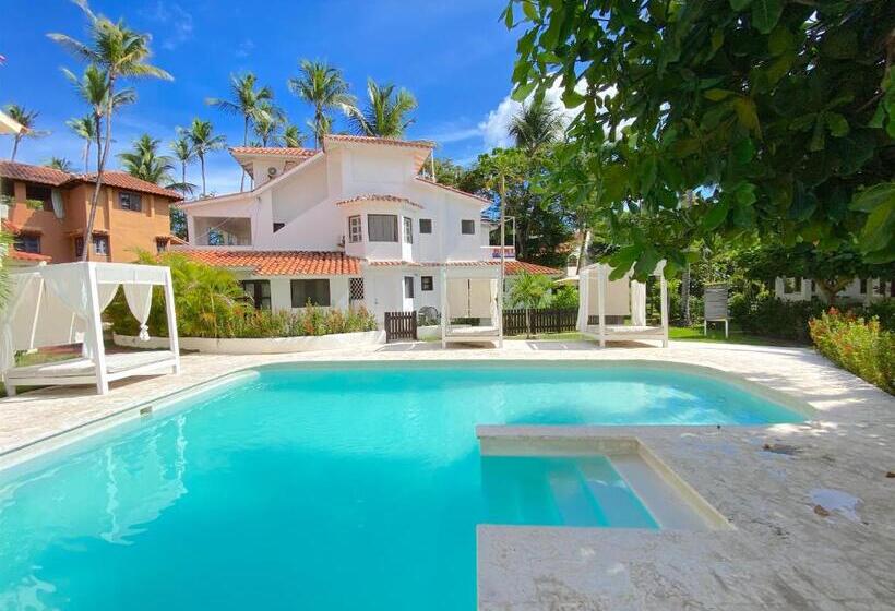 酒店 Los Corales Villas And Suites Beach Club, Spa, Restaurants