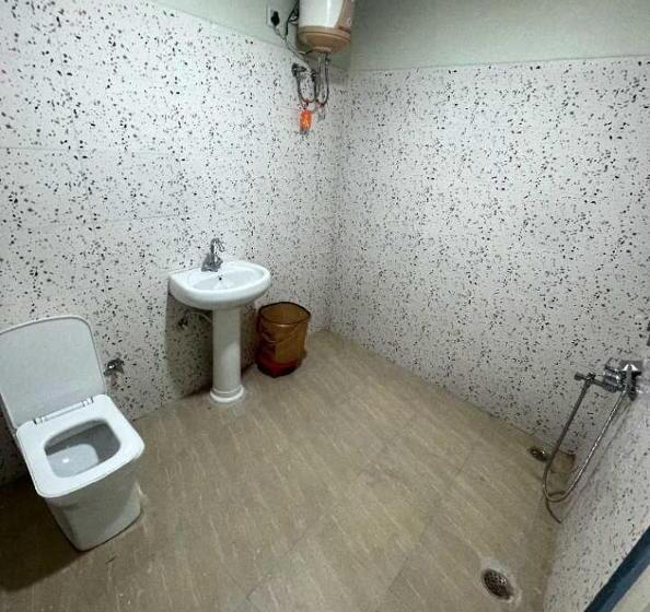 בית מלון כפרי Oyo 81010  The Amar Palace