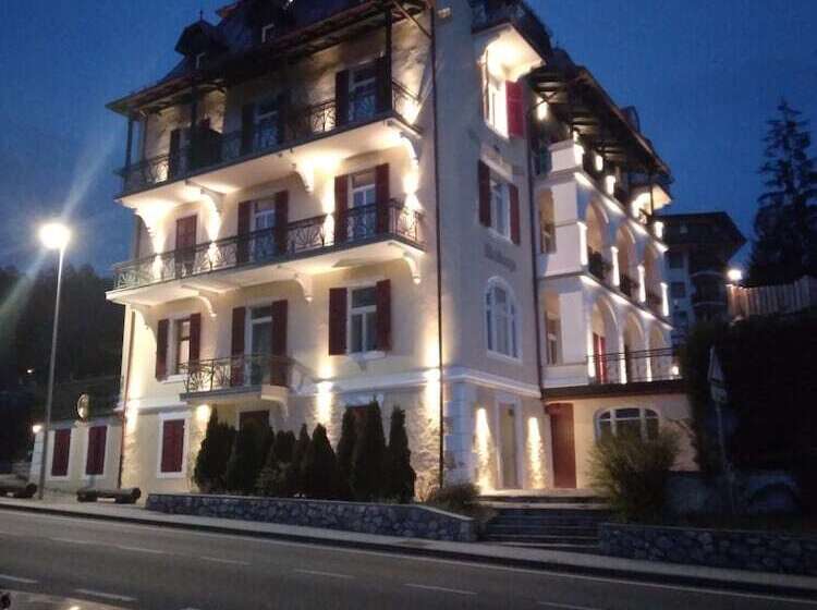 فندق Regina Del Bosco